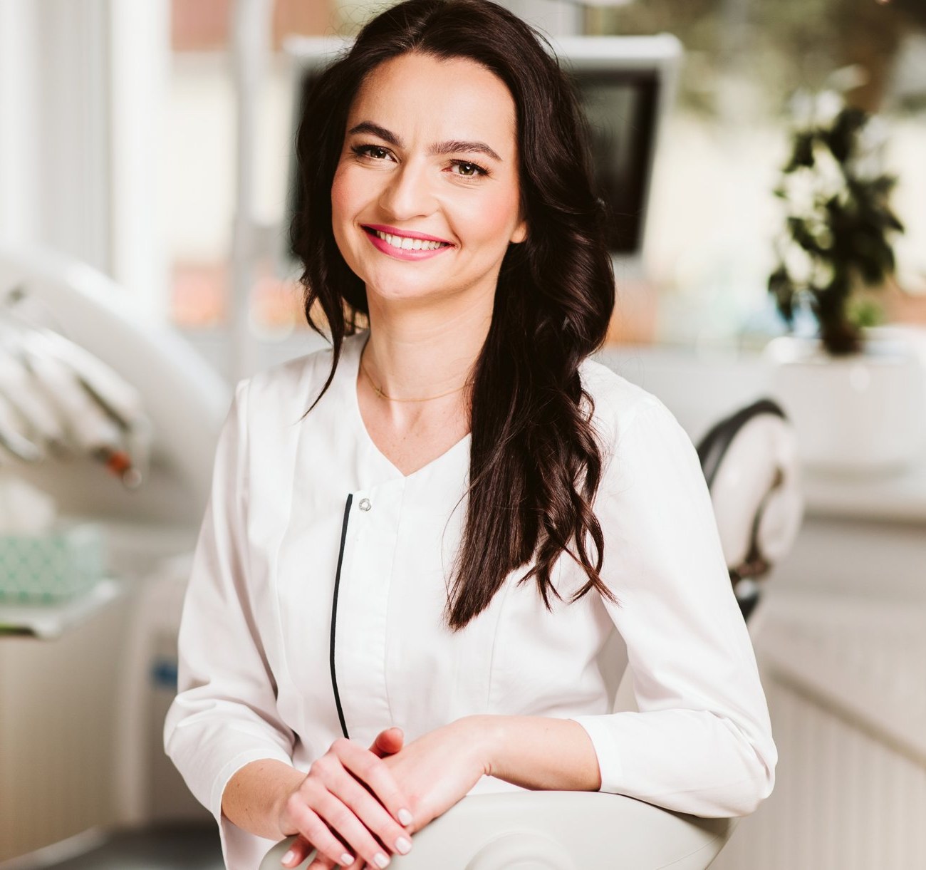 lek. dent. Magdalena Żukowska w gabinecie Warsaw Dental Academy
